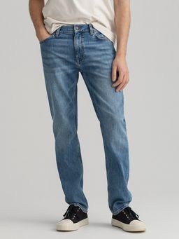 GANT - Men Blue Solid Regular Fit Jeans