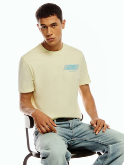 Calvin Klein - Men Yellow Cotton Regular Fit T-Shirt