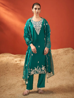 Janasya - Green Floral Embroidered Straight Kurta with Pant and Dupatta (Set of 3)