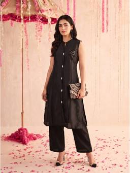 Mamicha - Black Dilruba Kurta with Pant