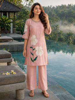 BERRYLICIOUS - Women Peach Chanderi Floral Kurta with Pant