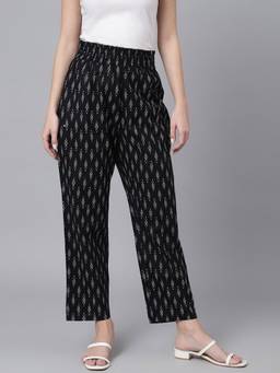 DECKEDUP - Women Black Ikat Print Cotton Relaxed Fit Casual Pant