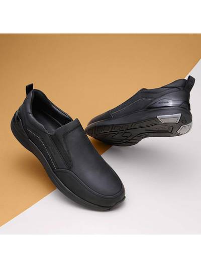 The Impala Black Men Moc toe Casual Loafers