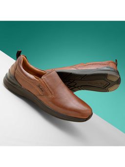 Florsheim - The Beetle Tan Men Plain Toe Slip-on Loafers