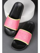 Pink color option, Currently selected