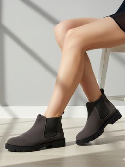 Carlton London - Womens Suede Chelsea Boots with Elastic Side Panel