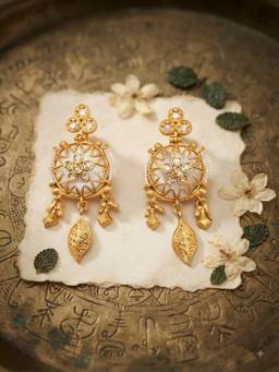 VENI - White Brass Gold-Plated Earrings