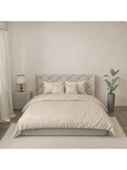 Nesterra - Poly Rich Blended Textile Ivory Dune Glow Bedsheet with 4 Pillow Cover