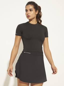 CLOTHWIK - Black Slim Fit Crop T-Shirt