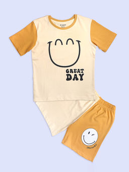 Be Awara - Unisex Beige Printed T-shirt with Shorts