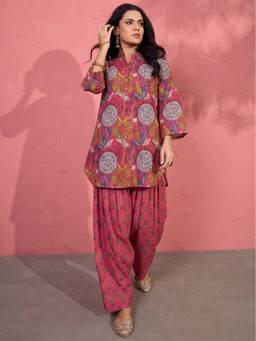 InWeave - Pink Botanical Floral Kurta With Salwar