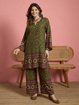 InWeave - Green Printed Border Long Sleeve Co-Ord Set