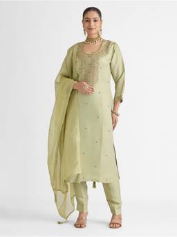 Women Plus - Green Embroidered Viscose Tissue Silk Kurta With Pant And Dupatta