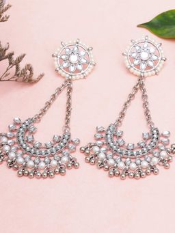 Karatcart - Oxidised Silver Kundan Studded Floral Chandbali Earrings