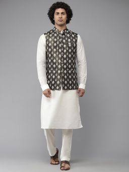 See Designs - Men Black & White Solid Kurta Pyjamas With Nehru Jacket (Set of 3)