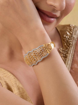 Indinoor - Aurvara White Stone Studded Zircon Kada