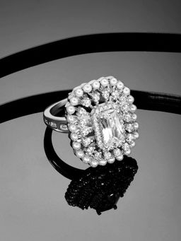 Peora - Silver Plated Cz Crystal and Pearl Studded Adjustable Finger Ring