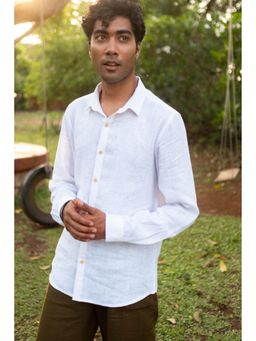 Creatures of Habit - Linen Pocketless Shirt- Pearl White