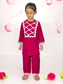 LITTLE GINNIE - Girls Purple Lace Kurta and Pant