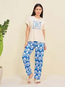 Sweet Dreams - Women White and Blue Printed T-Shirt with Pyjama (Set of 2)