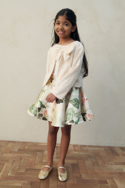 H&M - Girls White Circular Skirt