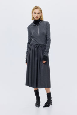 H&M - Women Grey Flared Skirt