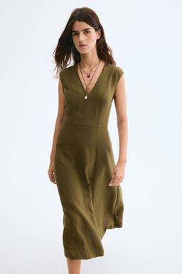 H&M - Women Green Sleeveless Midi Dress