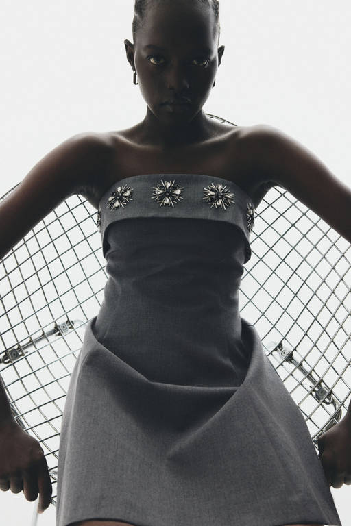 h&m black dress with pearls Buy Rhinestone-Embellished Bandeau (S) Online cf-color-navy-blue pictures of little black Size:54 Regular Jacket+48 Waist Adjust 44to50)Height: 5'7