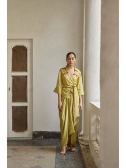 BETRUE - Leek Green Hand Embroidered Wrap Shirt