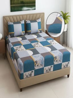 Threadwear - Blue Floral 270 Tc Glaze Cotton Fitted Bedsheet with 2 Pillow Covers (Queen)