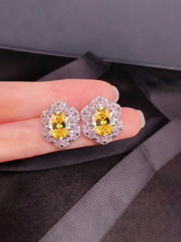 Designs & You - Womens Yellow American Diamond Studded Floral Shaped Stud Earrings