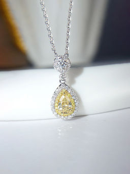 Designs & You - Yellow Silver Plated American Diamond Studded Teardrop Shaped Necklace