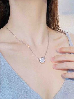 Designs & You - White Silver Plated Cubic Zirconia Heart Shaped Necklace
