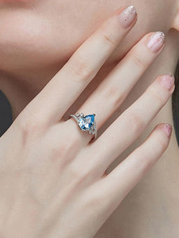 Designs & You - Womens Blue Silver Plated Cubic Zirconia Studded Adjustable Ring