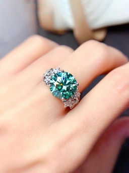 Designs & You - Green Silver Plated Cubic Zirconia Studded Ring