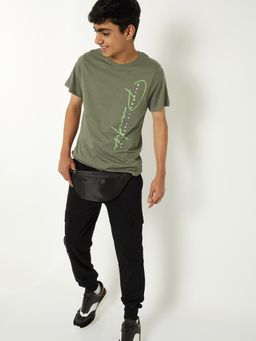 max - Boys Typographic Printed T-Shirt Olive