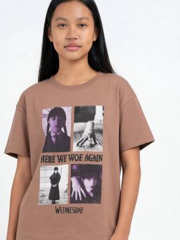 max - Girls Wednesday Print Oversized T-Shirt Brown