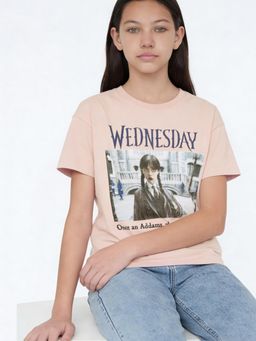 max - Girls Oversized Wednesday Print T-Shirt Pink