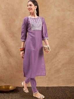 Gahan - Women Embroidered Sequence Lavender Cotton Blend Kurta with Pant