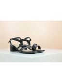 Black color option, Sold out