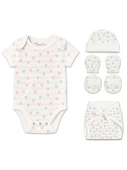 Moms Home - Little Hearts Newborn Essential Baby Shower Gift Hamper