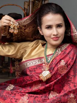 Odette - Green Beaded Pendant Necklace Set