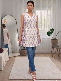 HOUSE OF JAMOTI - Off White Printed Cotton Kurti