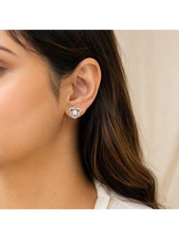 RUHA JEWELS - Pearl Heart Radiance Studs