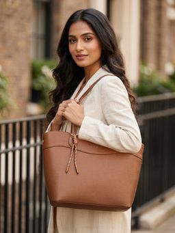 ROCIA - By Regal Coffee Women Classic Day Tote Bag