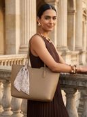 Khaki color option, Sold out