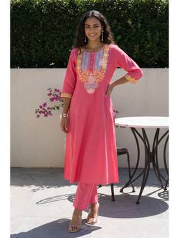Aurelia - Women's Pink Thread Embroidered Cotton Flax Flared Kurta with Pant