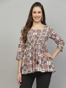 QOMN - Peach Floral Print Tie Up Top