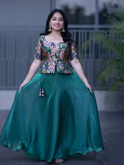 I LOVE SAREES - Green Banarasi Organza Party Wear Choli and Lehenga (Set of 2)