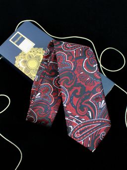 PELUCHE - Pleasing Necktie for Men